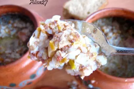 Гречка с курицей и шампиньонами в горшочках: шаг 6