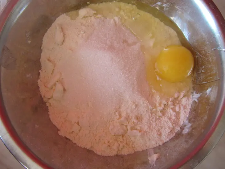 Цюрихский пасторский пирог с яблоками: шаг 2