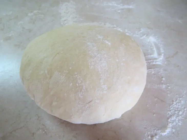 Пирог и пирожки с яблоками из апельсинового дрожжевого теста: шаг 3