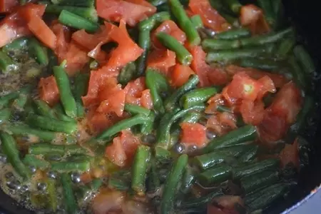 Стручковая фасоль с помидорами: шаг 4