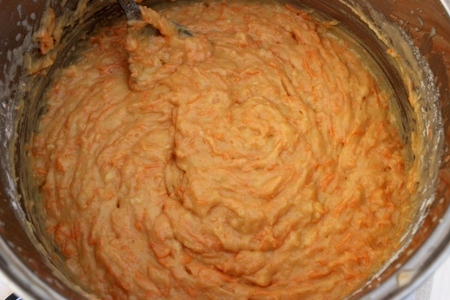 Морковный пирог с изюмом: шаг 5