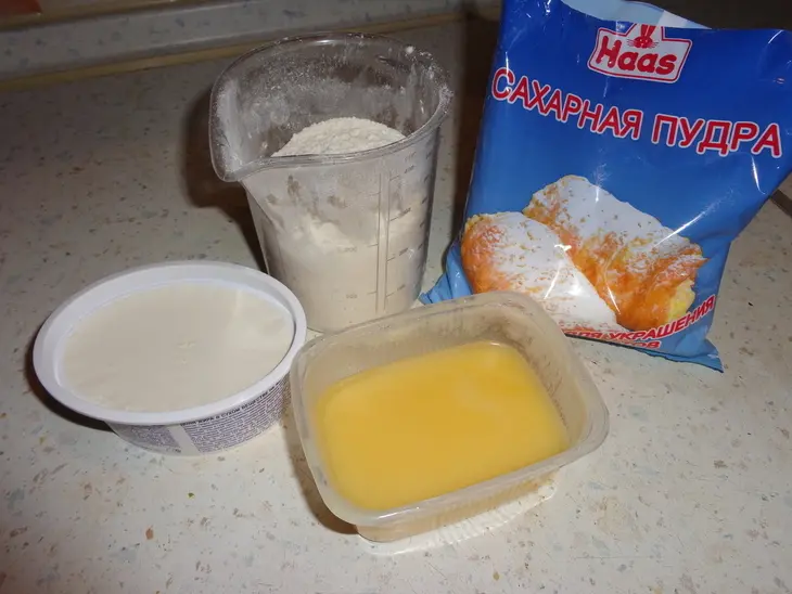 Нежный пирог с бананом и манго: шаг 1