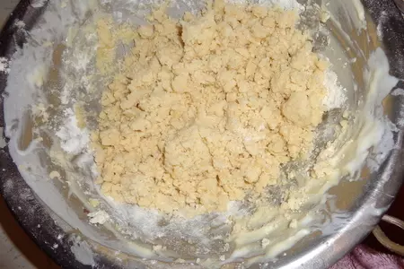Нежный пирог с бананом и манго: шаг 2