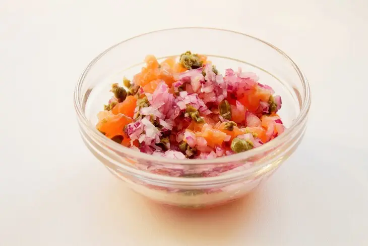 Тар-тар с лососем и жареным кус-кусом: шаг 5