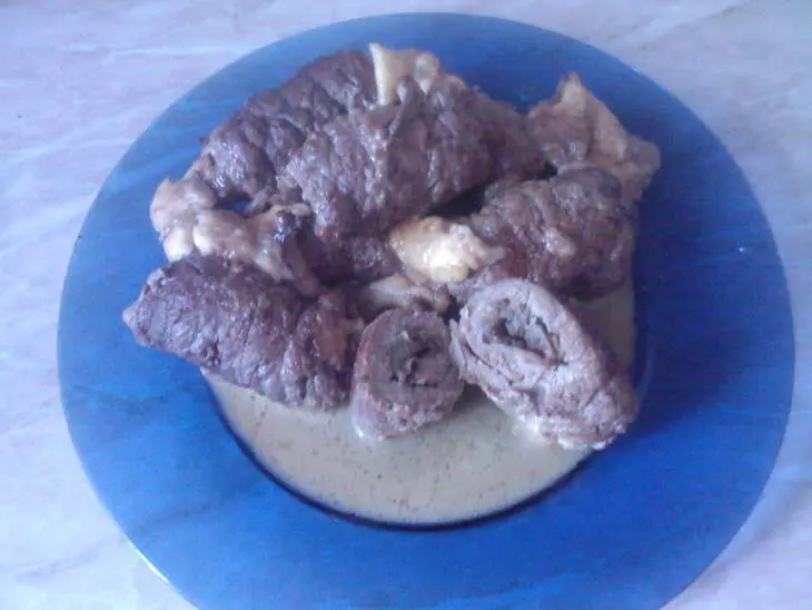 Мясные рулетики с опятами: шаг 6