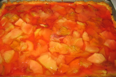 Пирог с яблоками, ревенем и ванильным кремом.: шаг 6