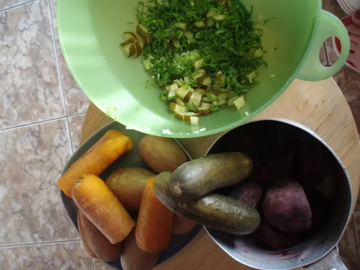 Винегрет (вариат... с селедкой или мясом): шаг 6