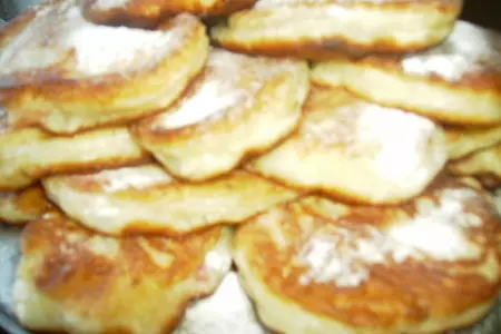 Дрожжевые оладьи с яблоками: шаг 7