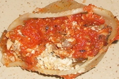 Ракушки фаршированные под томатным соусом: шаг 5