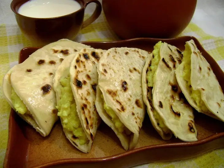 Кыстыбый с пшенной кашей - татарская кухня: шаг 5