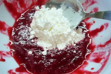 Кисель клюквенный (kiсель з журавiн): шаг 2