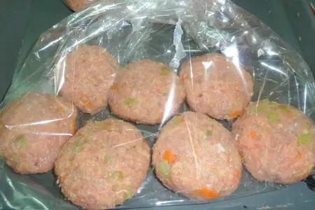 Запеченные рыбные котлеты с овощами "с добрым утром и с хорошим днем!": шаг 7