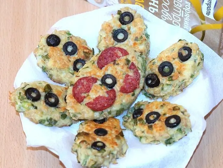 Картофельно творожные оладьи с геркулесом: шаг 9