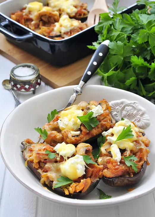 Баклажаны запеченные с мясом, грибами, овощами и тремя видами сыра: шаг 6