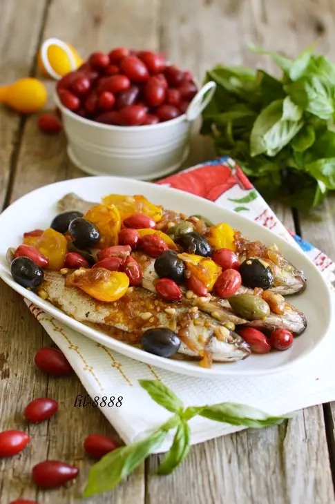 Рыба запеченная с маслинами. кизилом и кедровыми орешками.: шаг 6
