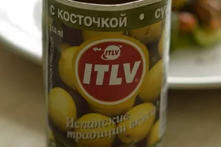 Салат средиземноморский.: шаг 4