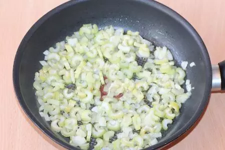 Картофельный суп со сливочным сыром и эстрагоном: шаг 2
