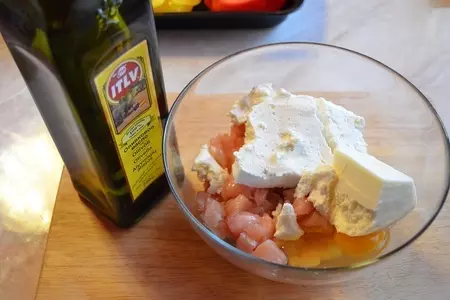 Фаршированные перцы с адыгейским сыром и индейкой: шаг 3