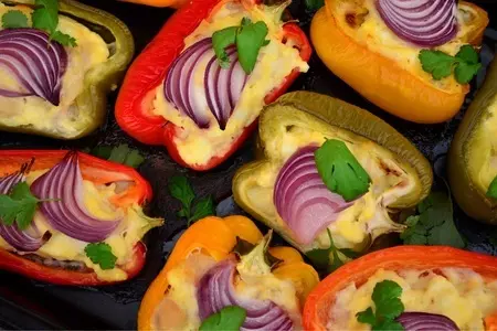 Фаршированные перцы с адыгейским сыром и индейкой: шаг 7