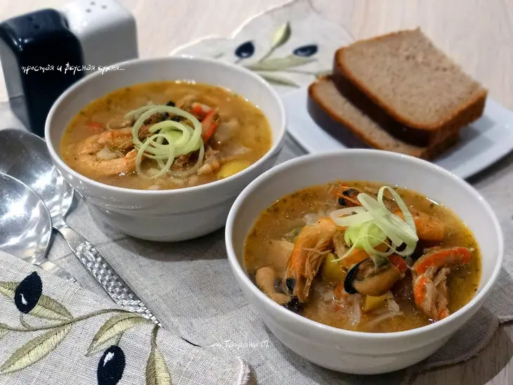 Средиземноморский суп с морепродуктами, бобовыми и рисом: шаг 8