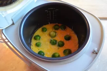 Омлет с брюссельской капустой.: шаг 5