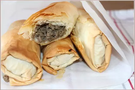 Бурекасы с рубленой говядиной и печеными баклажанами: шаг 8