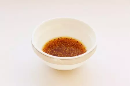 Теплый салат с грушами и гренками: шаг 3