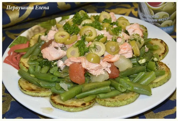 Салат овощной с форелью и оливками "себе любимой": шаг 13