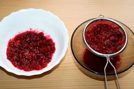 Овсяные маффины с клюквой и клюквенным соусом: шаг 3