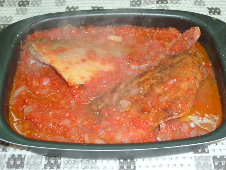 Морской окунь с овощами в критском стиле: шаг 7