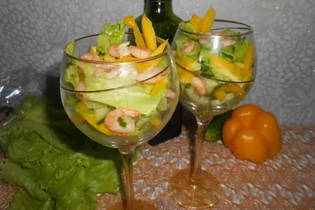 Салат-коктейль с креветками и овощами: шаг 4