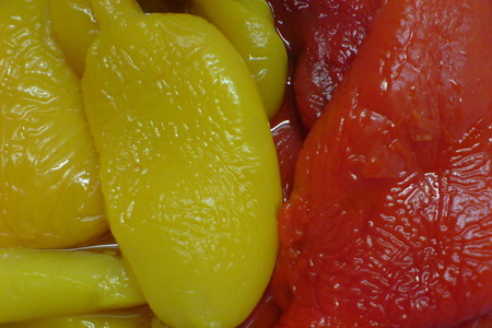 Салат из запечённого перца,"корейской"  моркови и копчёной индейки.: шаг 2