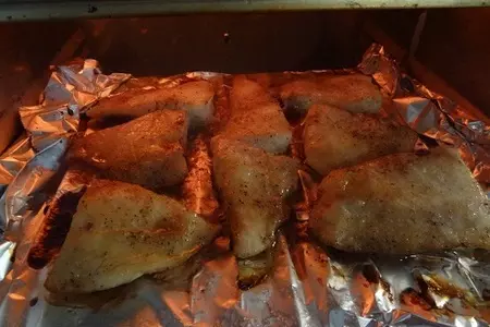 Рыба с соевым соусом и лапшой: шаг 7