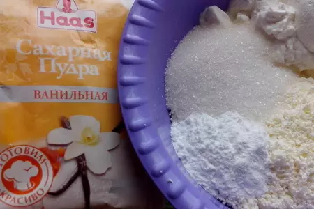 Творожной торт с вишней: шаг 3