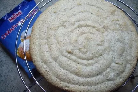 Миндальный торт с шоколадным муссом, безе и карамелью: шаг 3