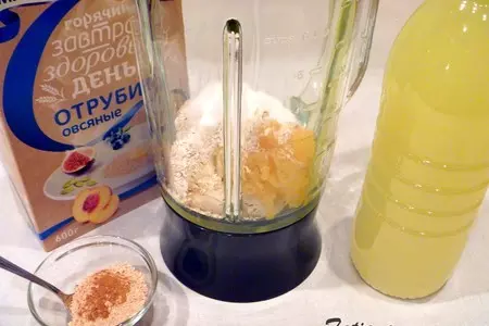Коктейль утренний с овсяными отрубями: шаг 2