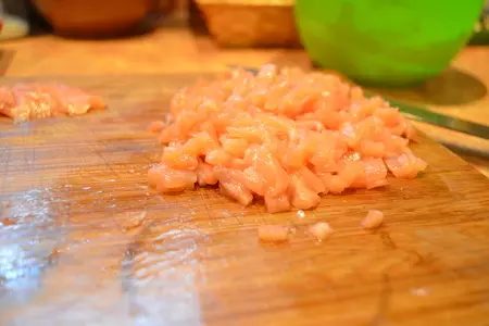 Сливочный сыр с малосольной семгой и укропом: шаг 5