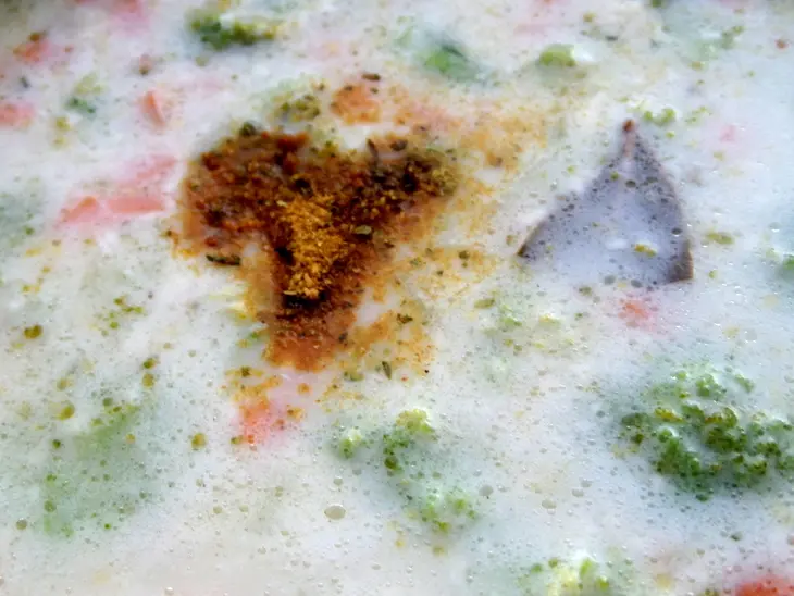 Сырный суп с овощами и оливками: шаг 7