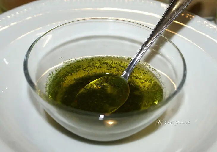 Закуска с анчоусами и моцареллой в помидорках черри: шаг 6