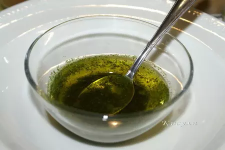 Закуска с анчоусами и моцареллой в помидорках черри: шаг 6