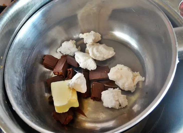 Каша из 5 злаков под шоколадно-зефирным соусом: шаг 4