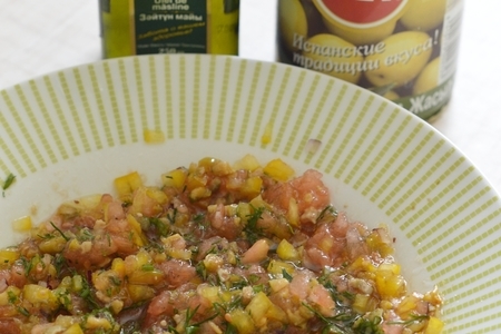 Сибас с салатом и средиземноморским соусом.: шаг 2
