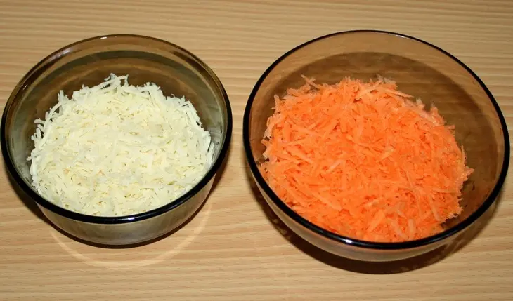 Свинина с овощами и оливками в горшочках: шаг 3