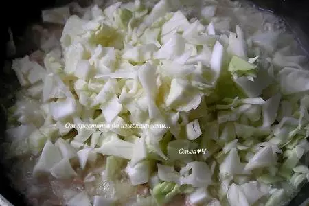 Кальмары, тушеные с капустой в белом вине: шаг 3