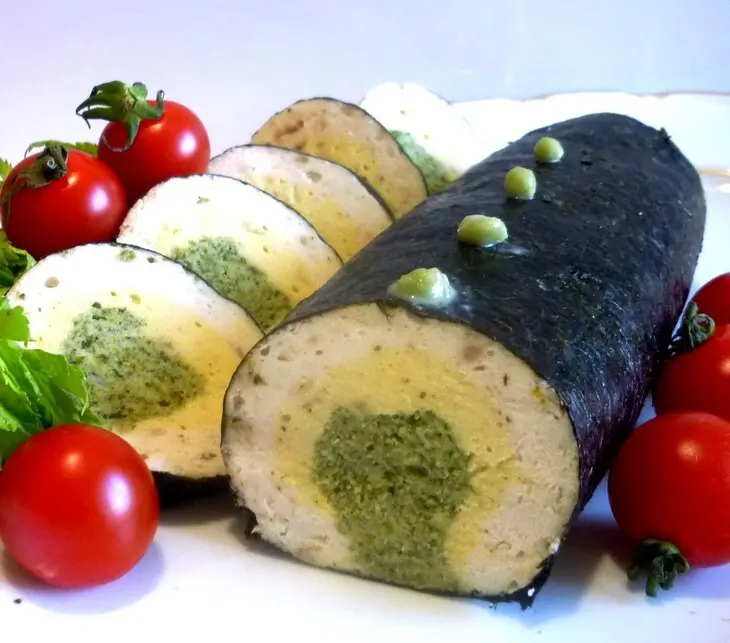 Паровой рыбный рулет  в нори: шаг 7