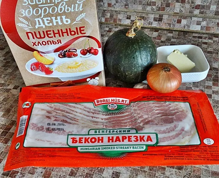 Пшённые хлопья с беконом и тыквой.: шаг 1
