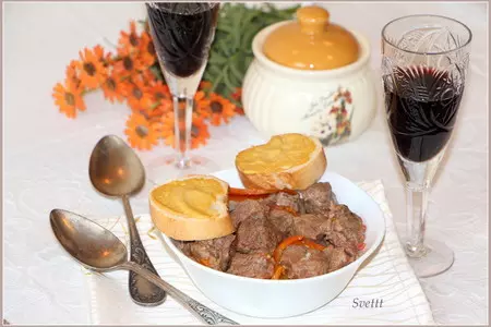 Сочная тушеная говядина (de boeuf  juteuse ragoût): шаг 5