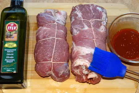 Средиземноморский рулет из свиной шеи с печенью и салом: шаг 3