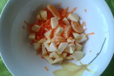 Cалат с курочкой и фруктами: шаг 3