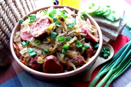 Тушёная капуста с баварскими колбасками: шаг 8